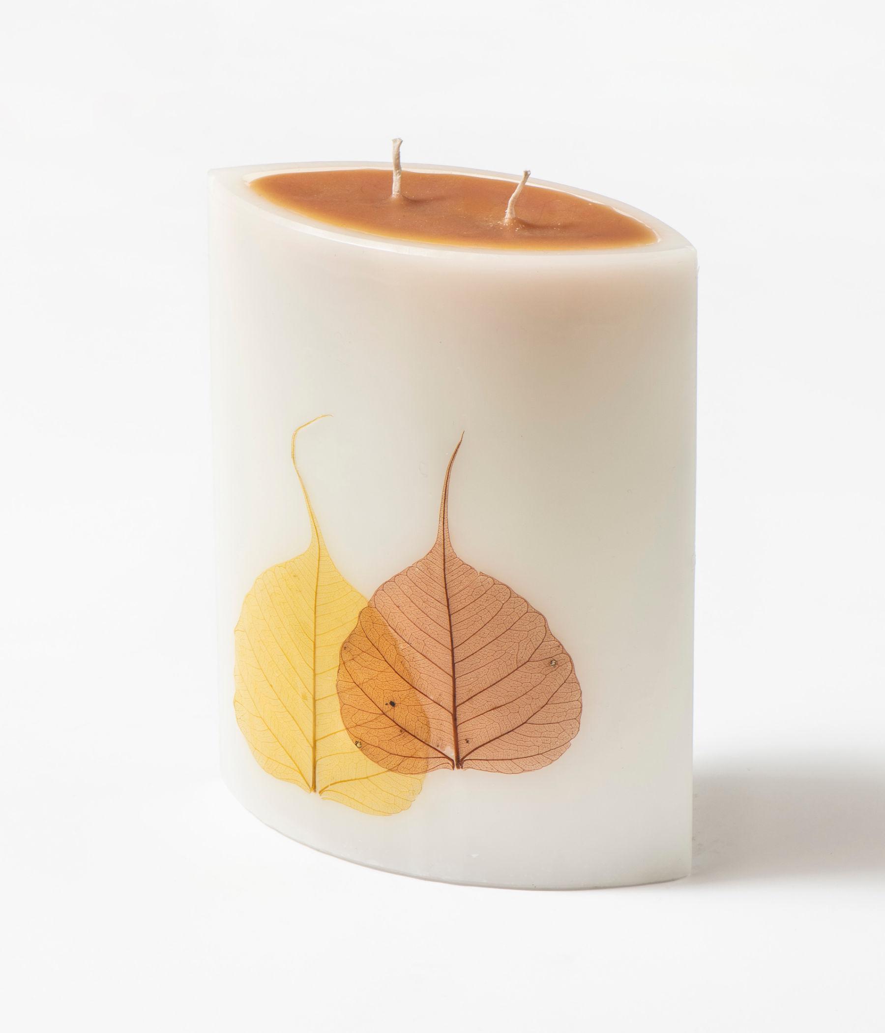 Ellipse candle - LEAVES line