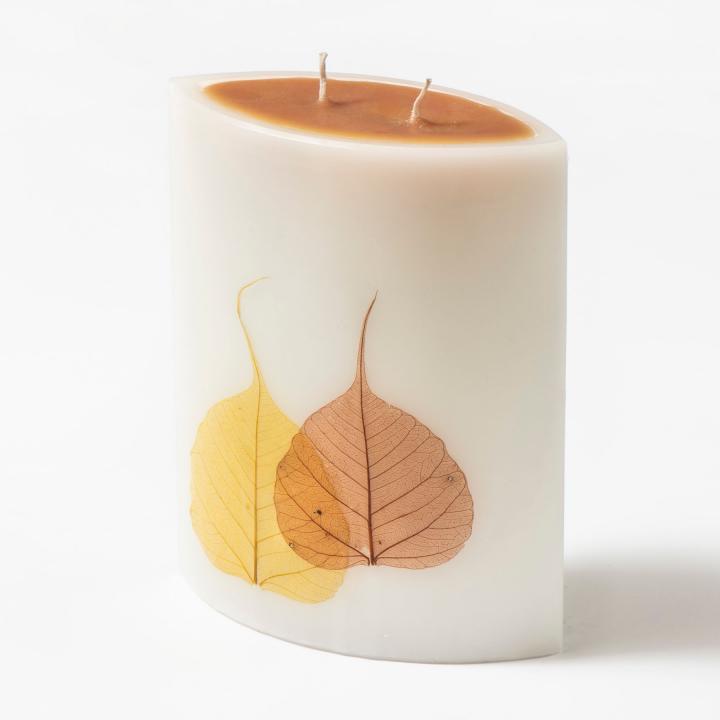 Ellipse candle - LEAVES line