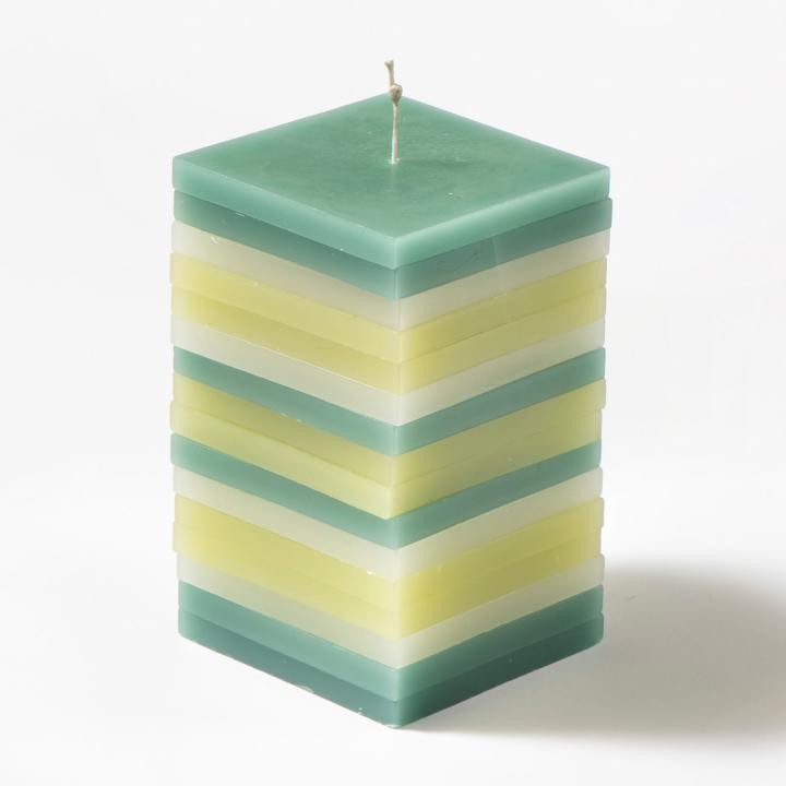 Rotatable candle